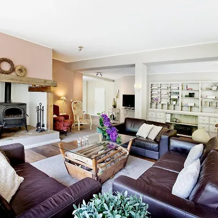 Ferienhaus 12 Personen Westerwald L Wellness, Kino Und Bar * Schutzbach